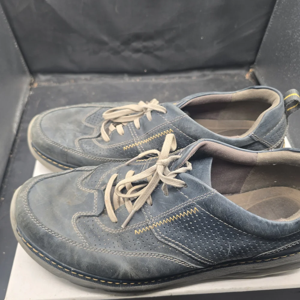 Clarks Men's Blue Lace-Up Oxfords‎